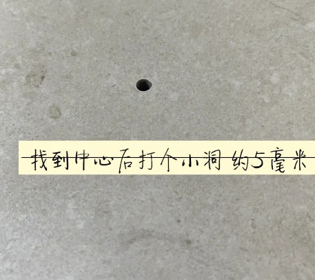 昔阳瓷砖空鼓维修公司专业解答在瓷砖铺贴过程中，如果砂料搅拌不均匀，将会带来以下问题